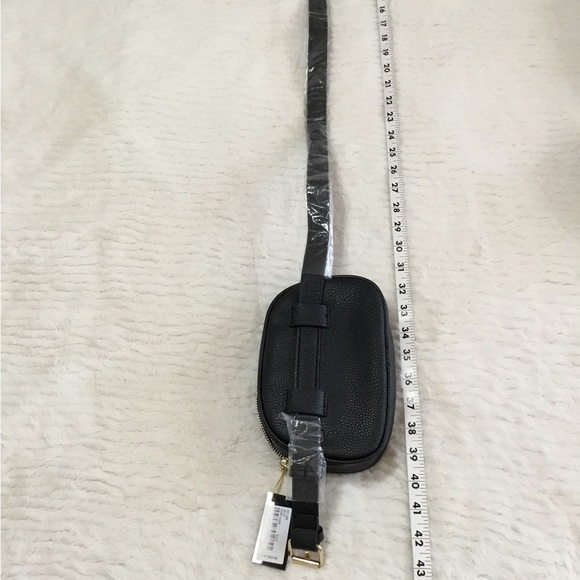 Bebe black taupe fanny pack new with tag - Picture 5 of 13